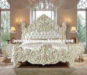Kamar Tidur Klasik Putih 291bba2d 7b16 45d9 9167 e22a8f1d3888 300x259 - Kamar Tidur Klasik Putih