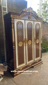 Almari Pakaian Jati 8f6f9b47 d3de 44db a246 4d9478ee5fdf 169x300 - Almari Pakaian Jati