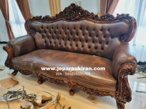 20dda8f6 60b2 4e63 94e1 93f55cd5045c 300x225 - Kursi Tamu Elegan Terbaru