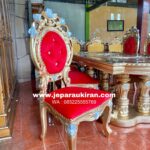 Meja Makan Mewah Jati