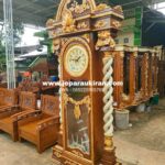 Lemari Jam Hias