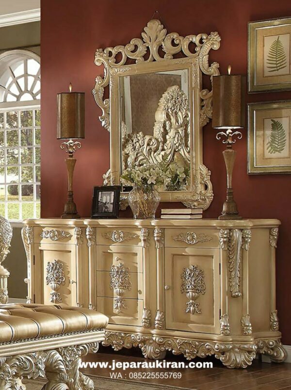 8b39362a bbe2 4a9d 8765 8691762f348b - Kamar Set Klasik Terbaru